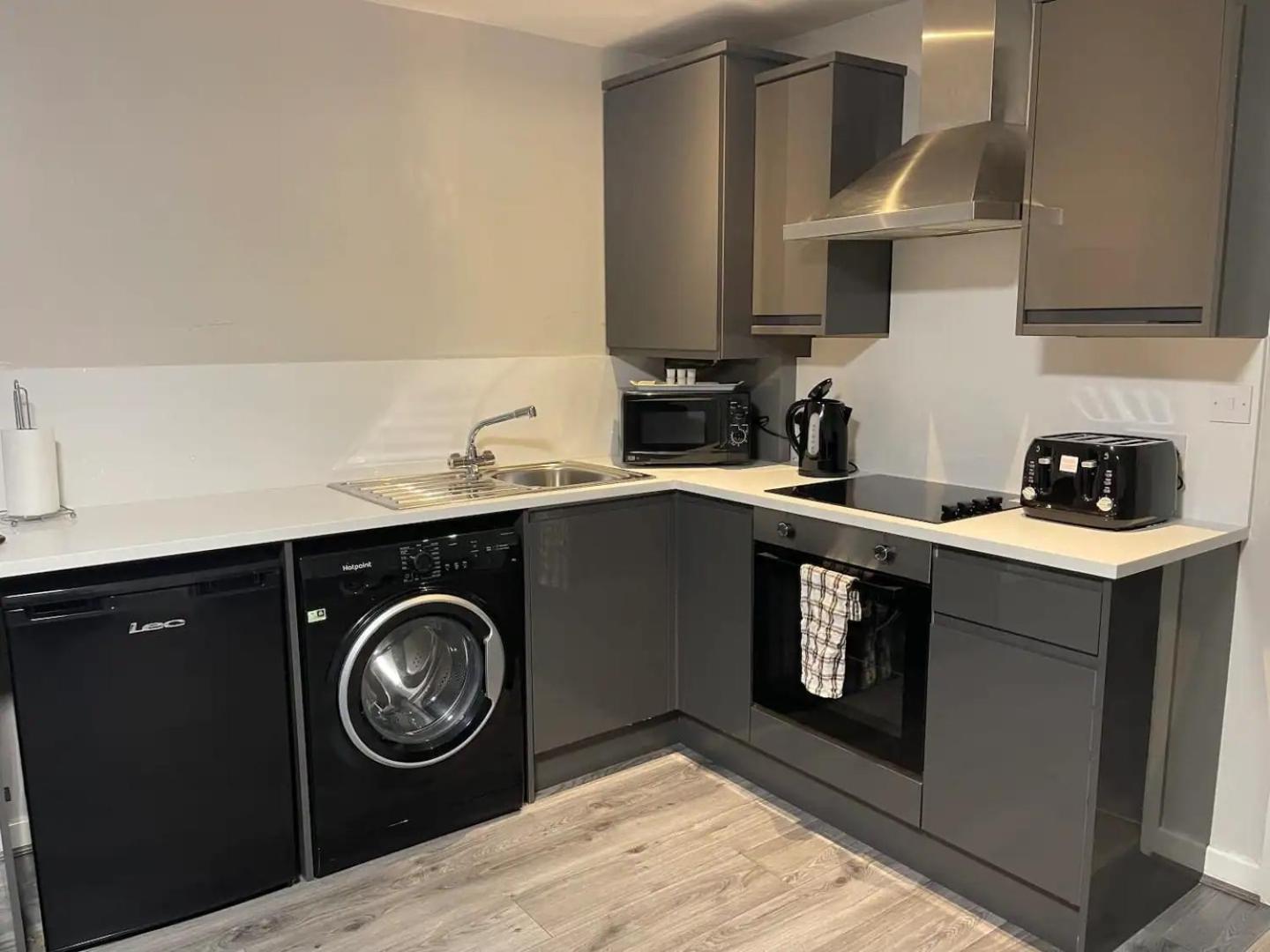 Ryan I Air I Bnb - 147-153 Mill Street - Free Parking Liverpool Exterior photo